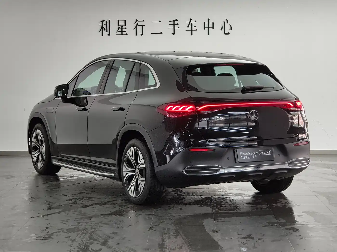 MERCEDES-BENZ EQE SUV