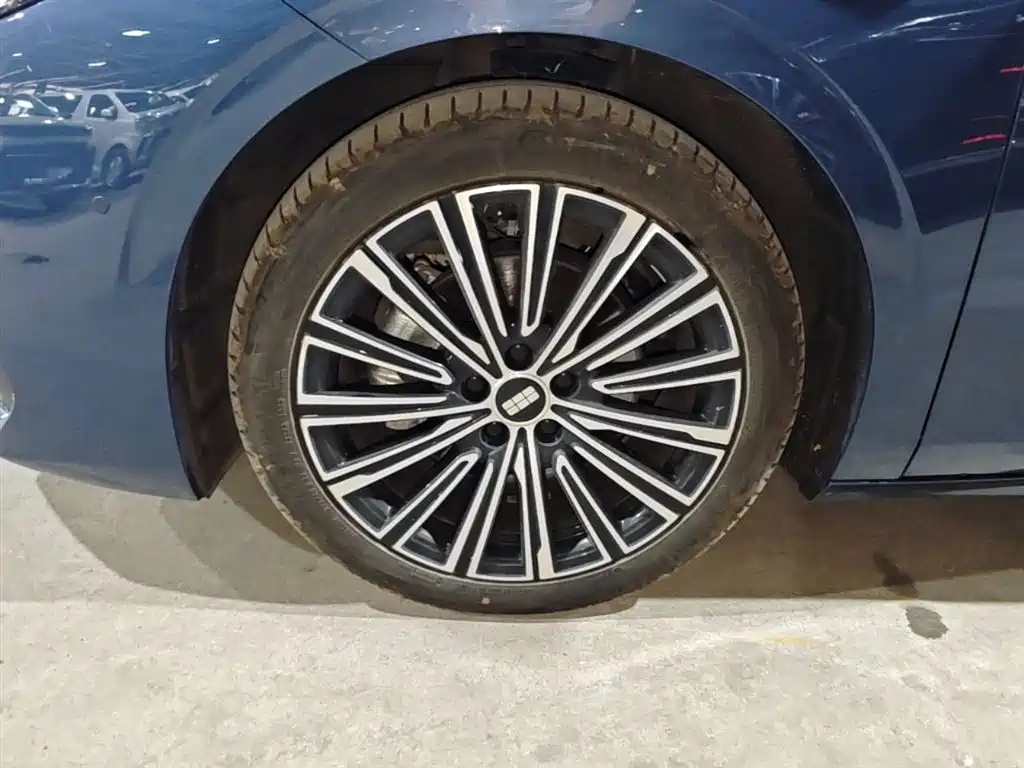 Geely Galaxy Galaxy A7 2025 EM-i фото 23