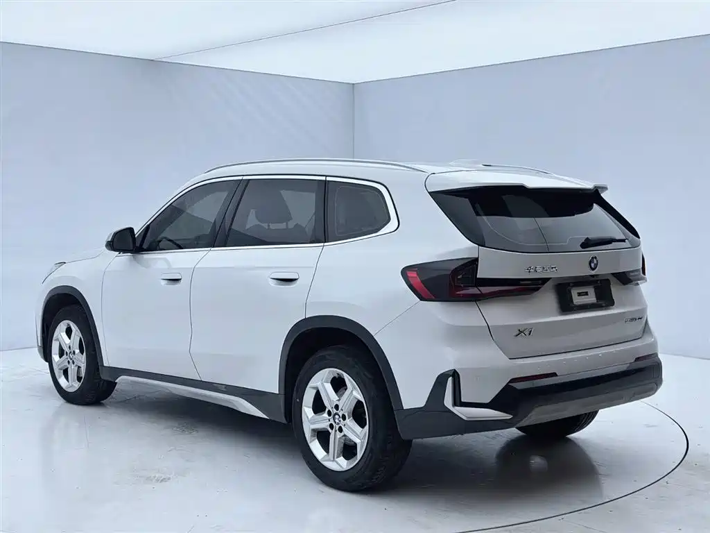 BMW X1 2023 sDrive20Li X Design Package фото 7