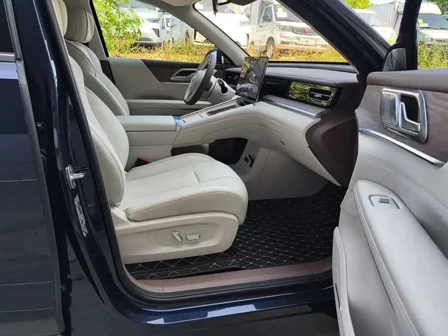 Wuling Motors Wuling Starlight L 2026 2026 1.5L Base Model