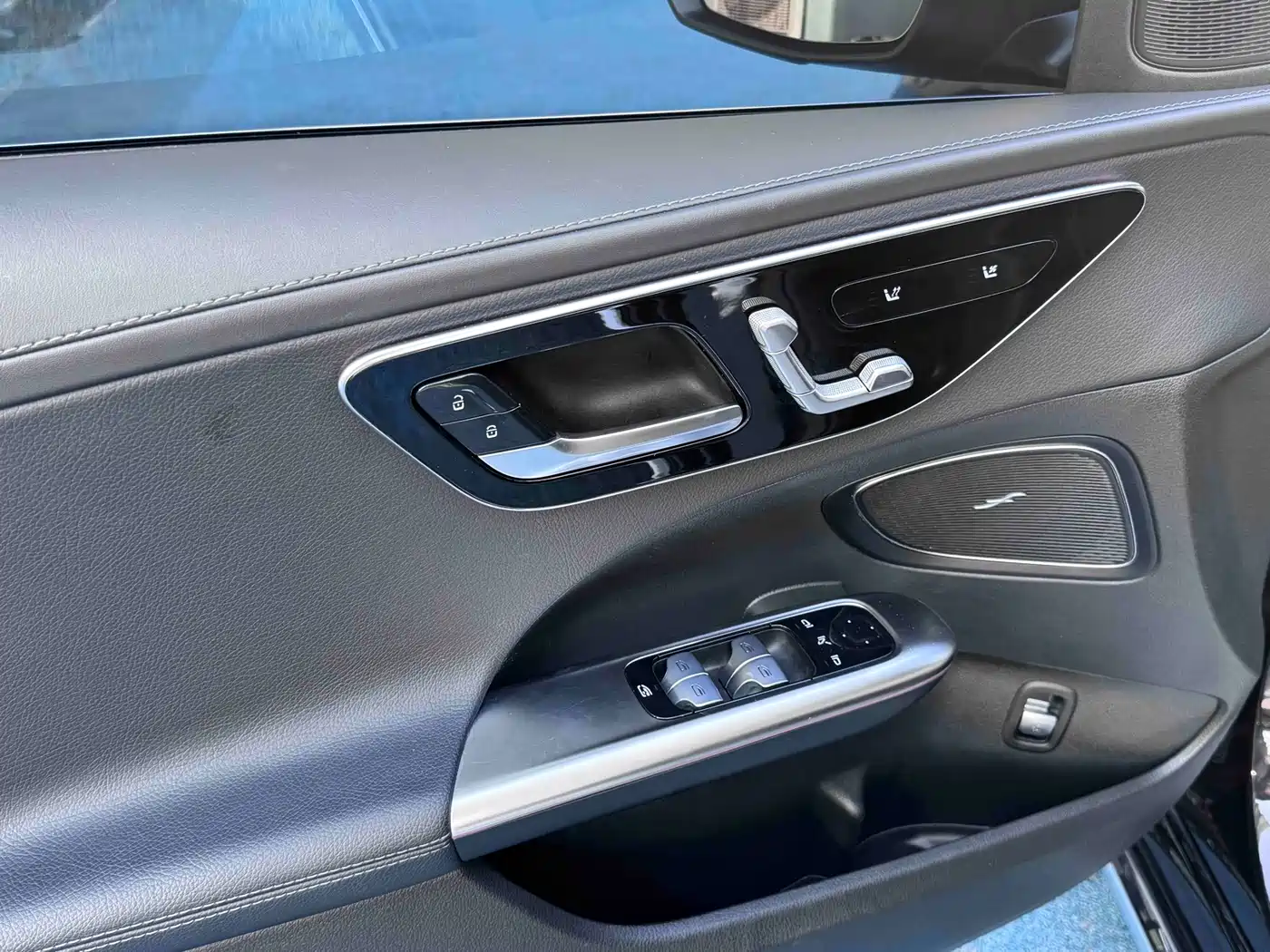 Mercedes-Benz C-Class 2022 C 260 L фото 6