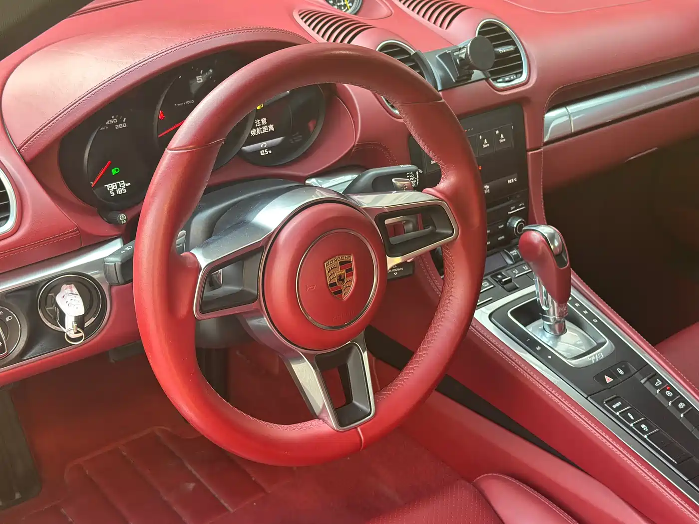 Porsche 718 2018 Cayman 2.0T фото 8