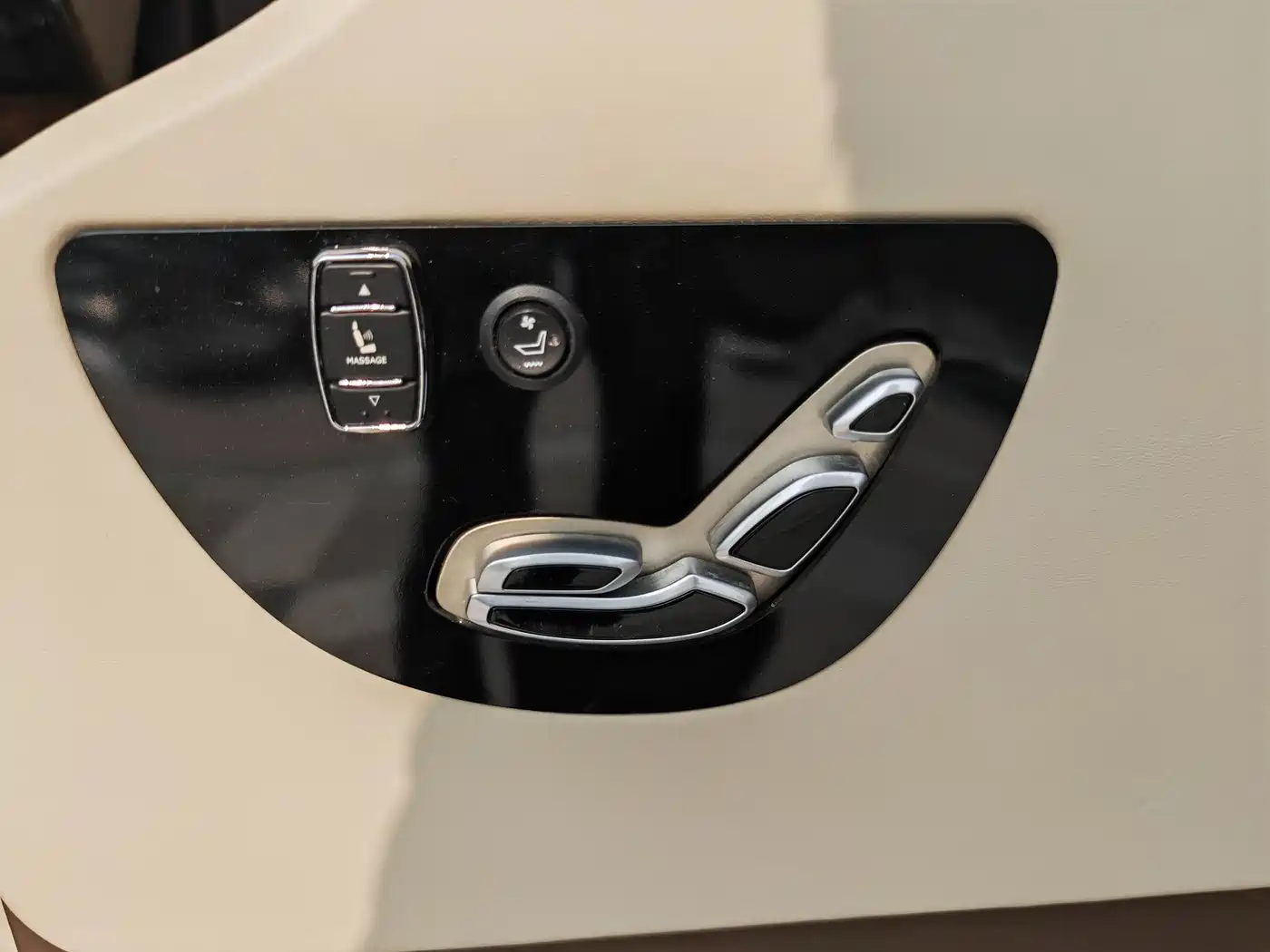 Mercedes-Benz V-Class 2018 V 260 Navigator Edition China VI фото 27