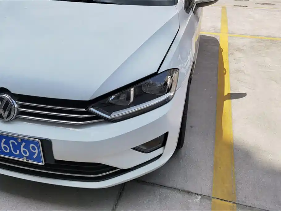 Volkswagen Golf Sportsvan 2016 1.6L Manual Comfort фото 5