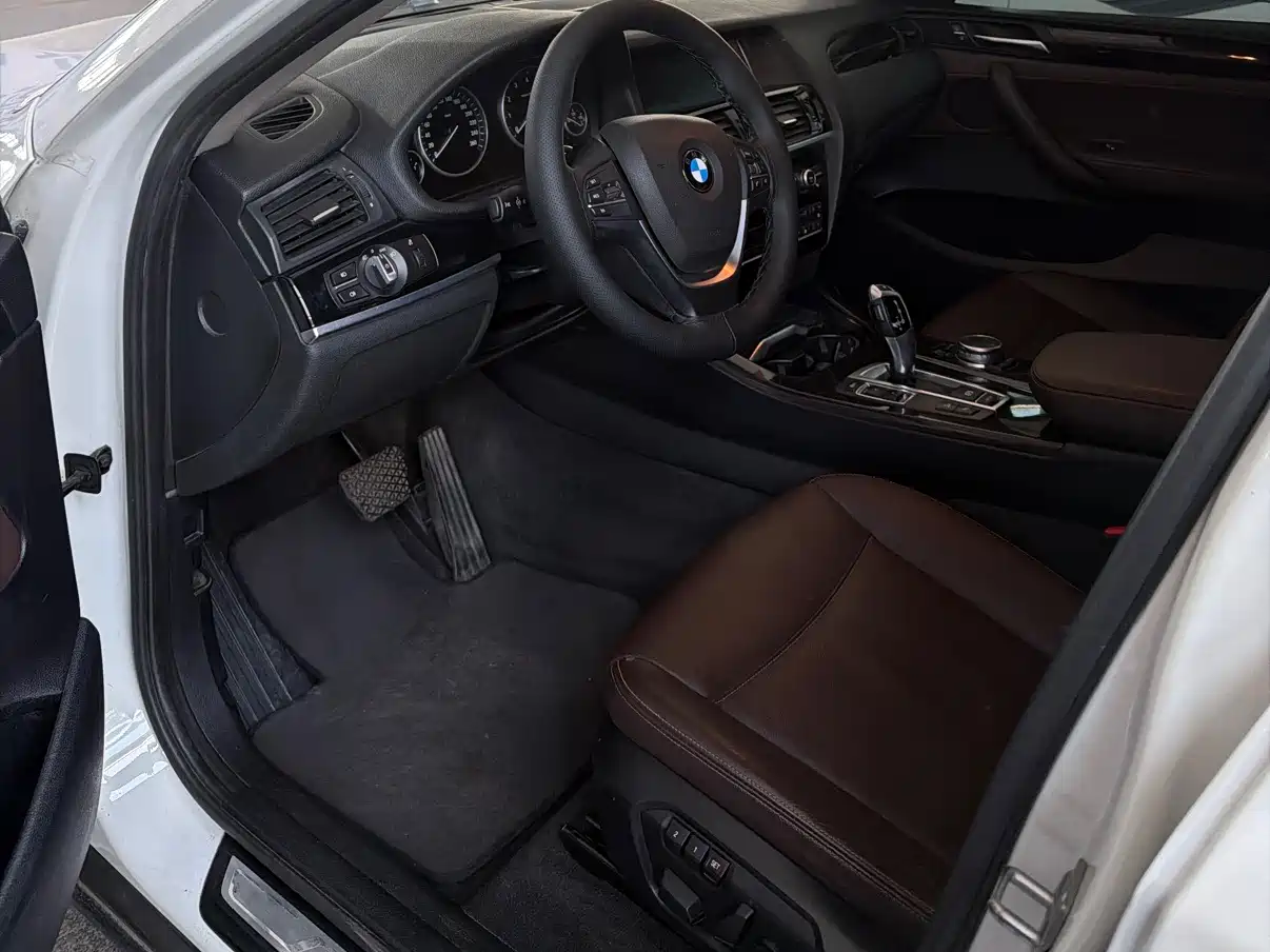 BMW X4 2014 xDrive20i X Design Package фото 9