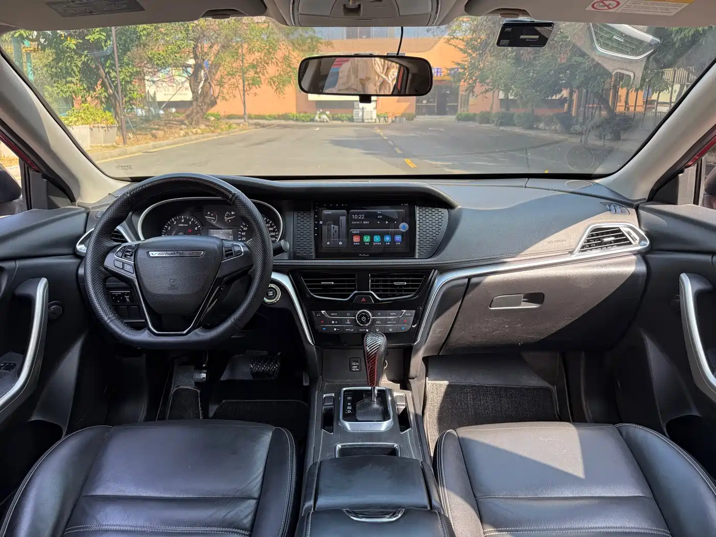 Venucia T90 2017 2017 2.0L CVT Smart Edition