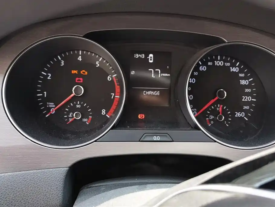 Volkswagen Golf Sportsvan 2016 1.6L Manual Comfort фото 14
