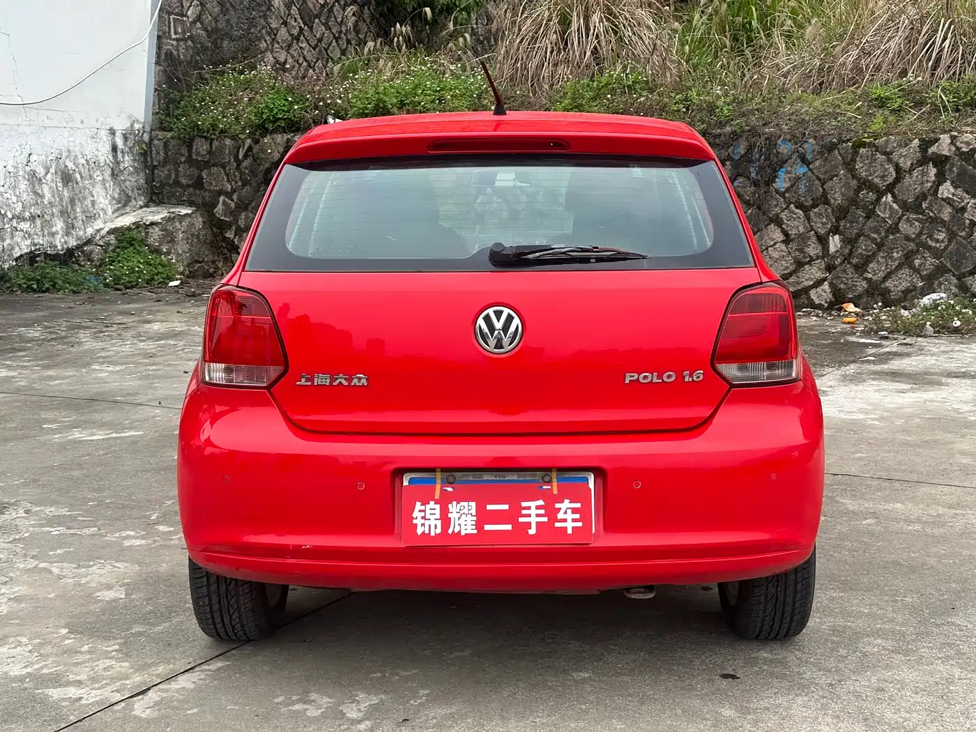 Volkswagen Polo 2011 1.6L Automatic Style Edition фото 23