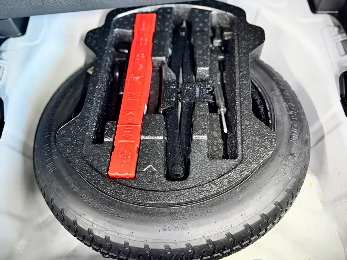 GEELY AUTOMOBILE BINYUE