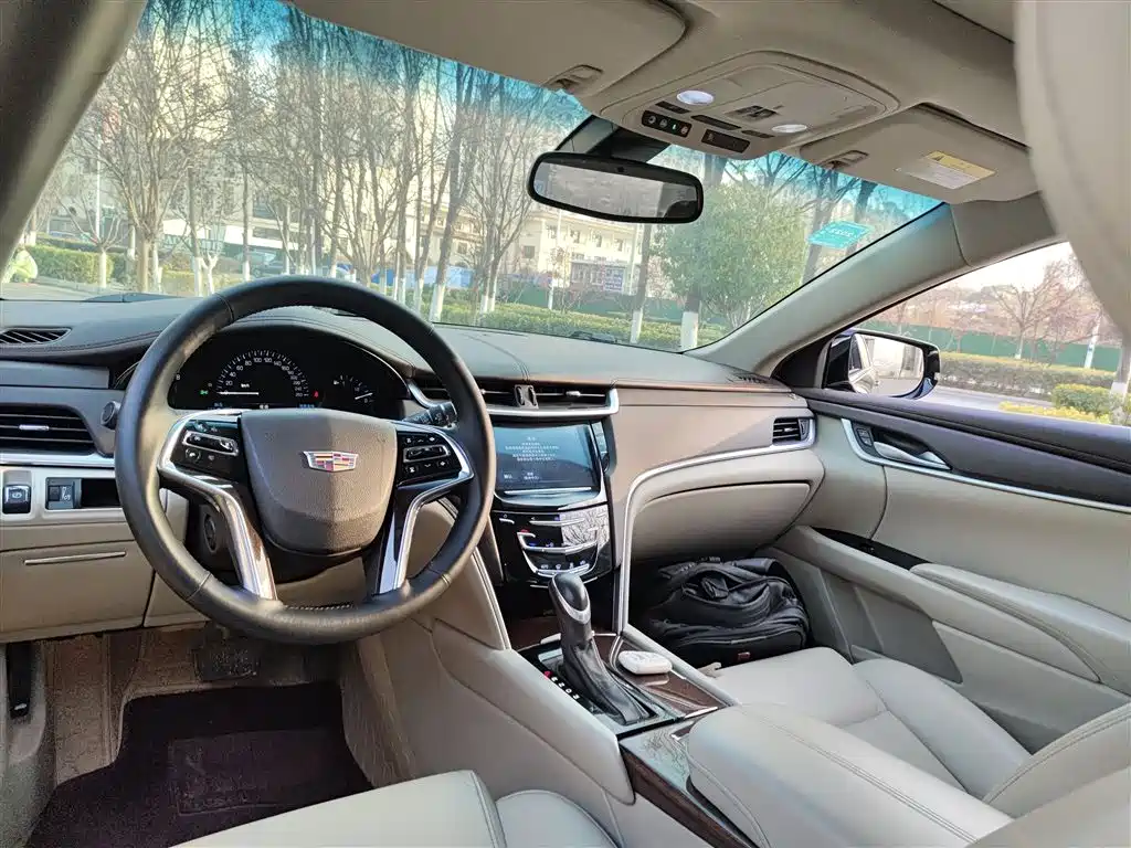 Cadillac XTS 2016 28T Technology фото 12