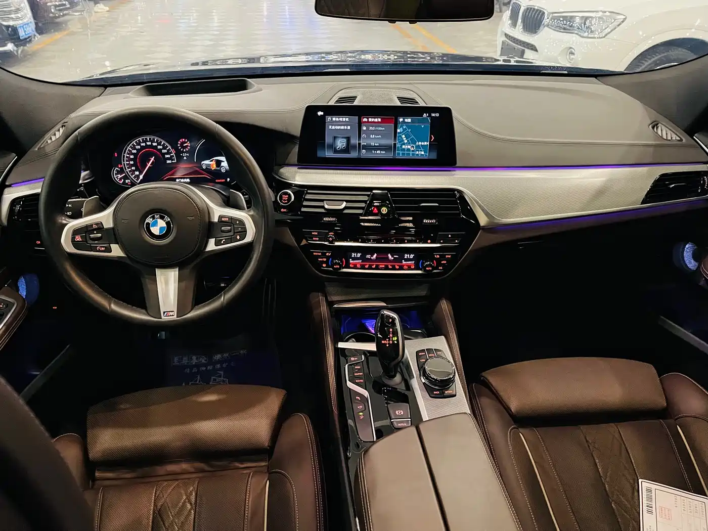 BMW 6 Series GT 2018 640i xDrive M Sport Package фото 4
