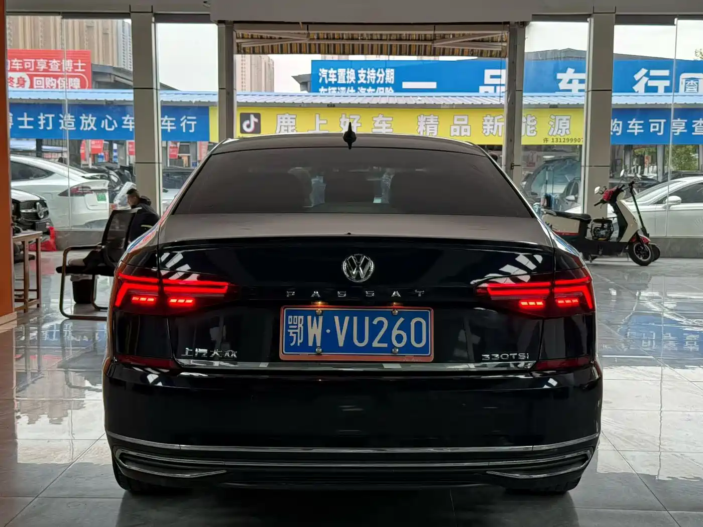 Фото 8 - Volkswagen Passat
