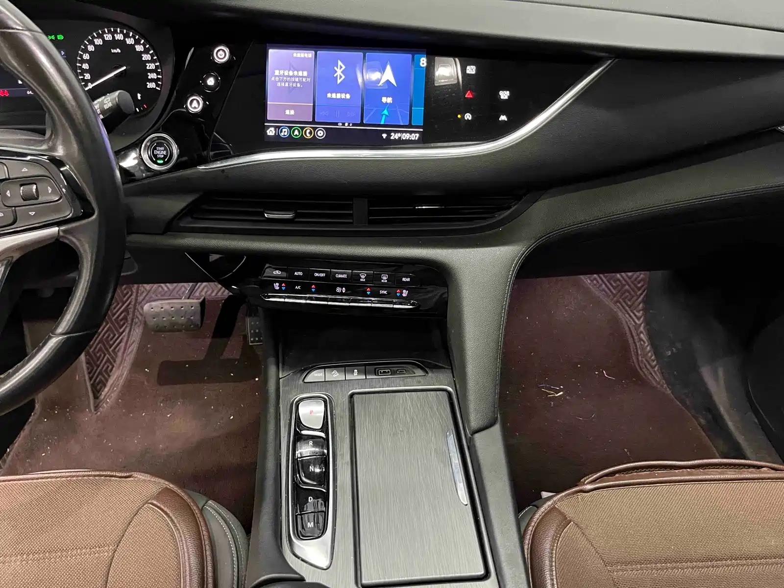 Фото 11 - Buick Enclave