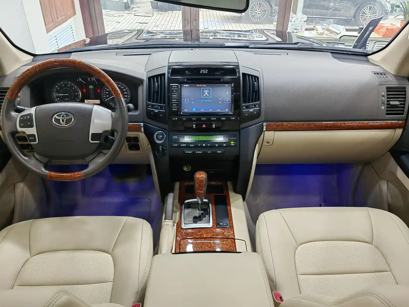 Toyota Land Cruiser (Import) фото 9