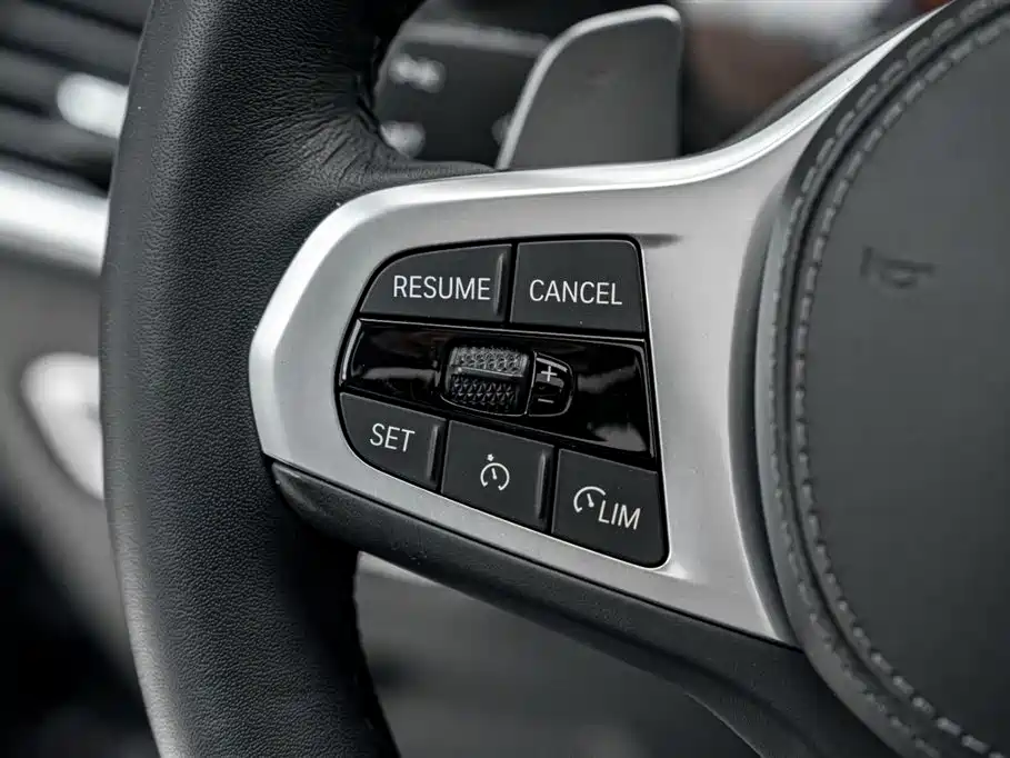 BMW X6 2021 xDrive30i M Sport Package фото 9