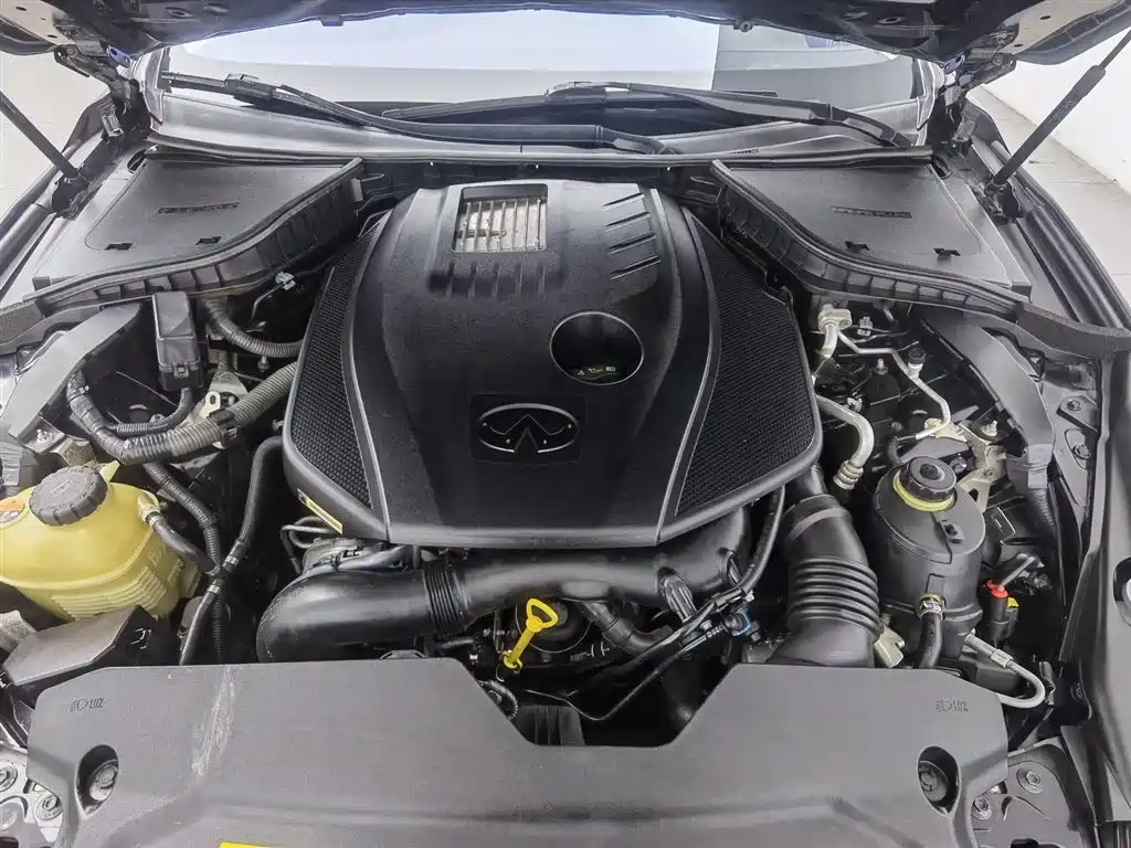 Infiniti Q50L 2015 2.0T Enjoyment Edition фото 6