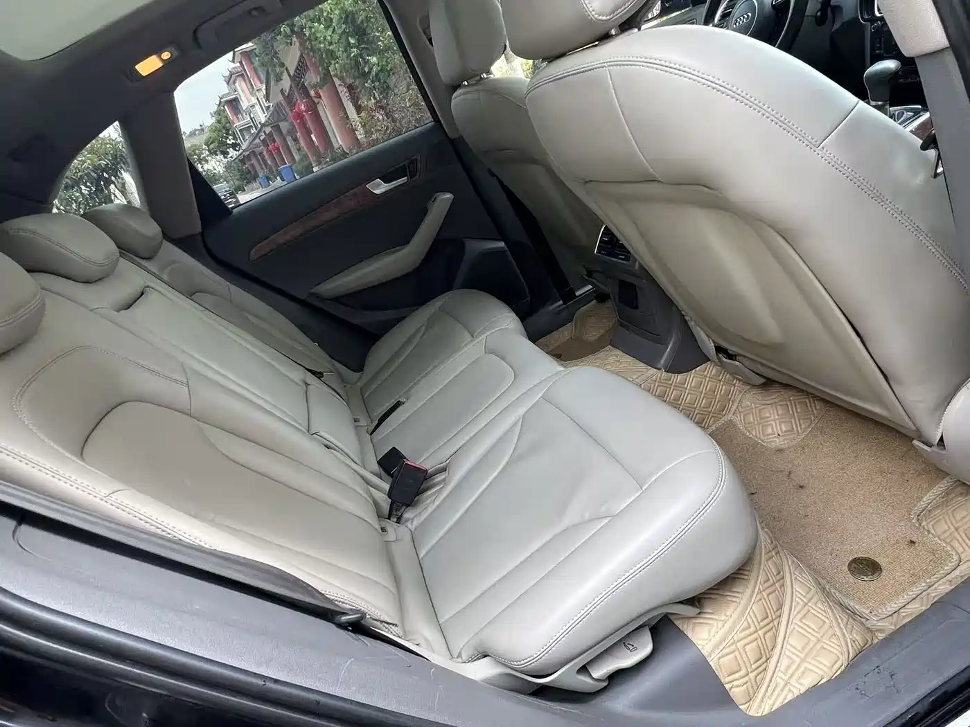 Audi Q5 2010 2.0TFSI Progressive фото 14