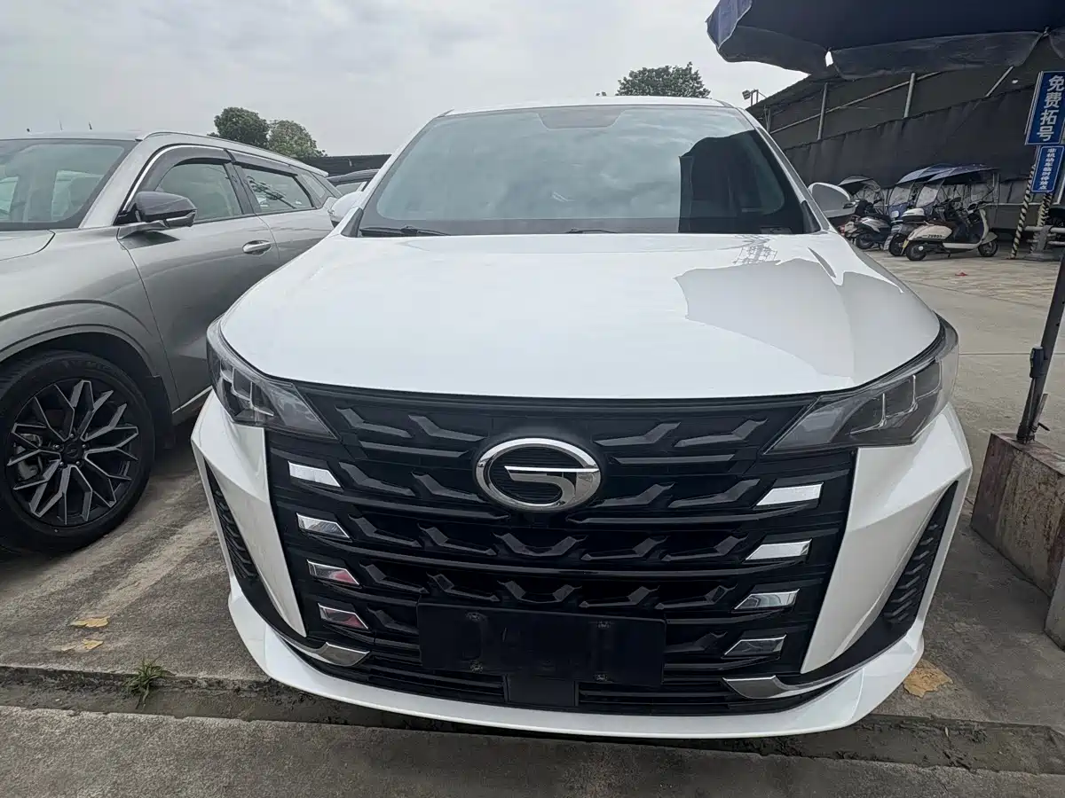 GAC TRUMPCHI TRUMPCHI M6