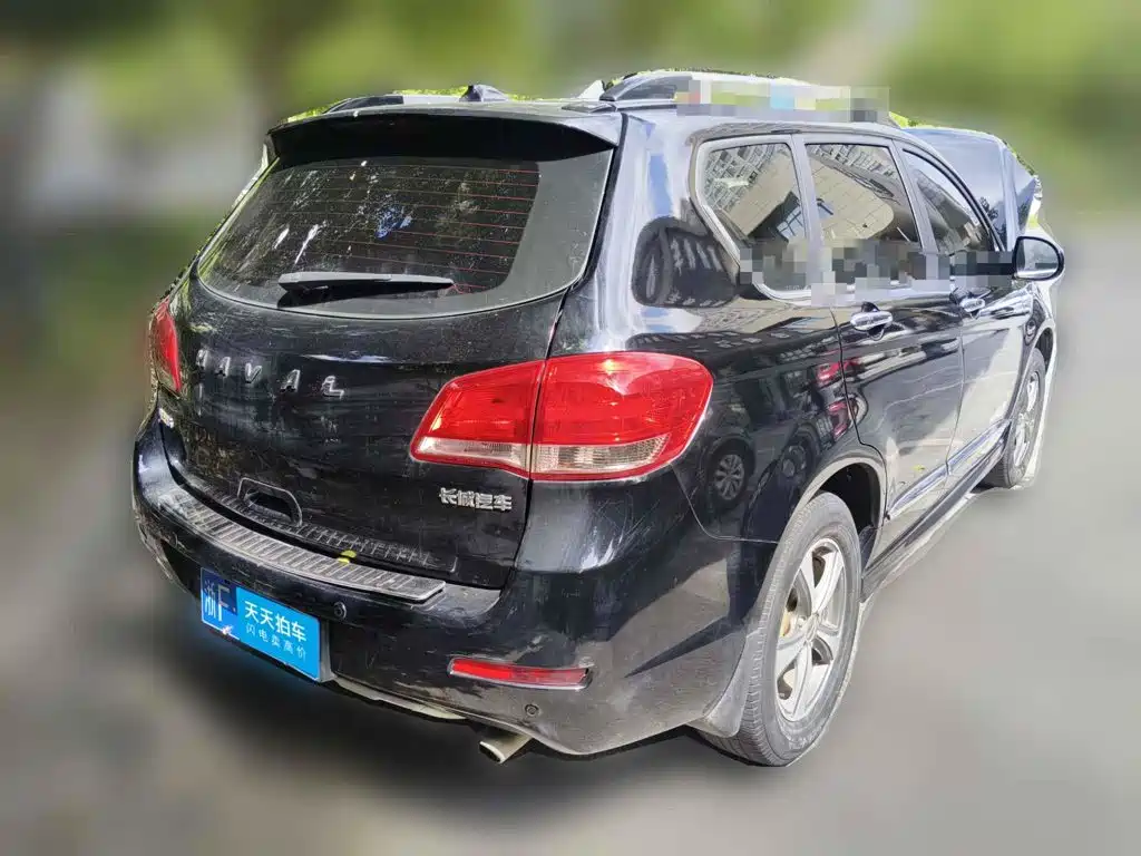 Photo 2 - Haval H6