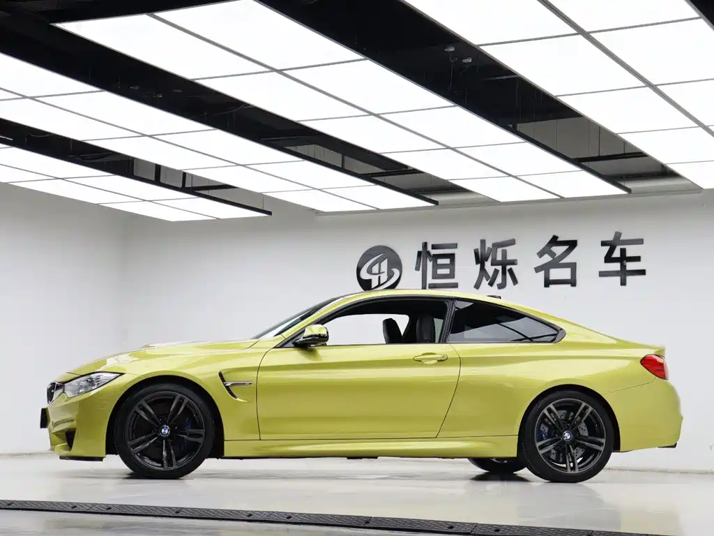 BMW M4 2018 2014 M4 Coupe