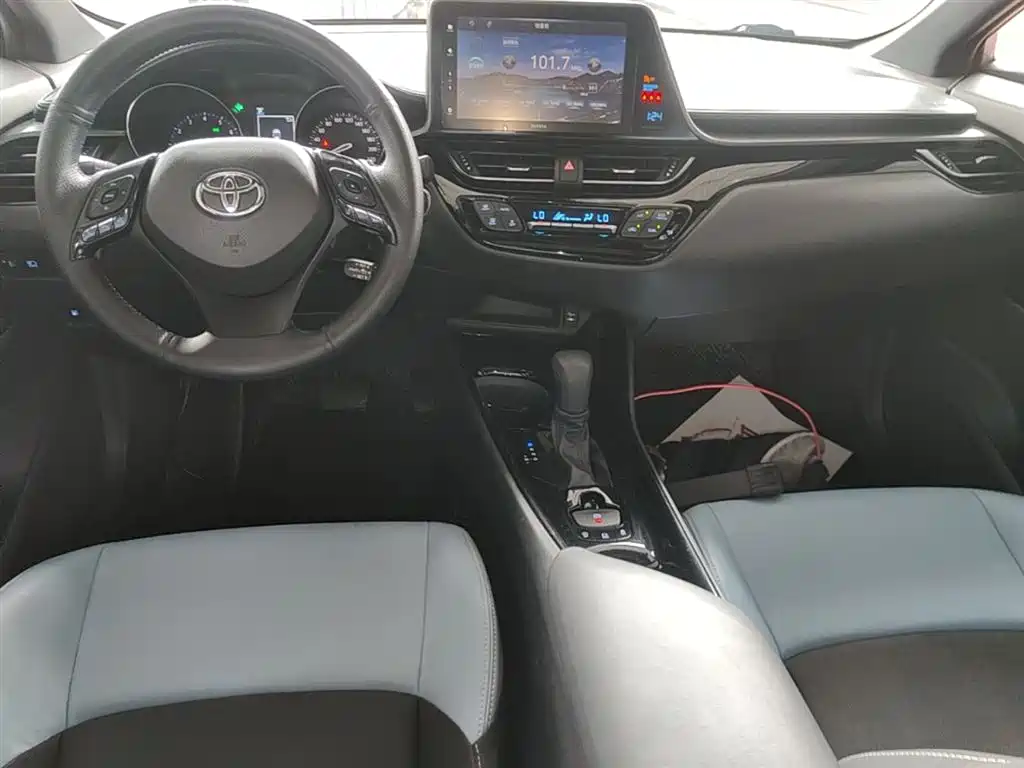 Toyota IZOA 2020 2.0L Yi Xiang CARE фото 10