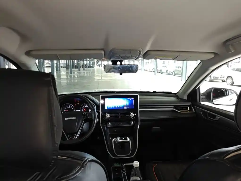 Haval M6 2023 2021 PLUS 1.5T DCT Elite Smart Connect