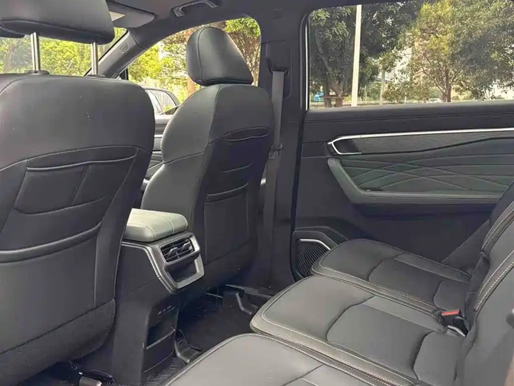 Geely Haoyue L 2025 2024 Model 2.0T DCT Premium