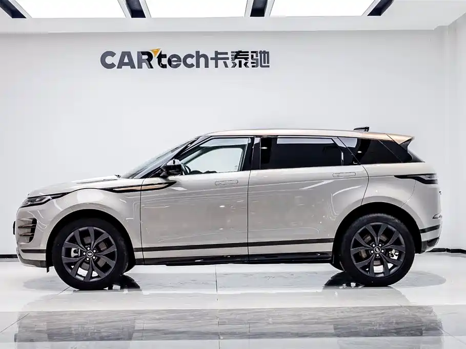 Land Rover Range Rover Evoque 2023 Range Rover Evoque L 249PS Corinthian Bronze Special Edition фото 3