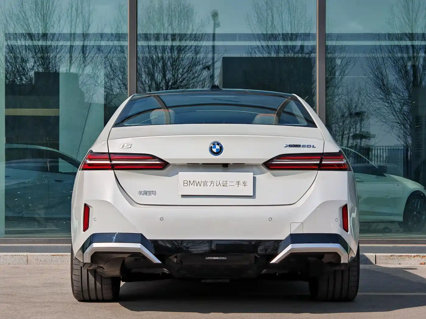 BMW i5 2025 xDrive 50L M Sport Package фото 5