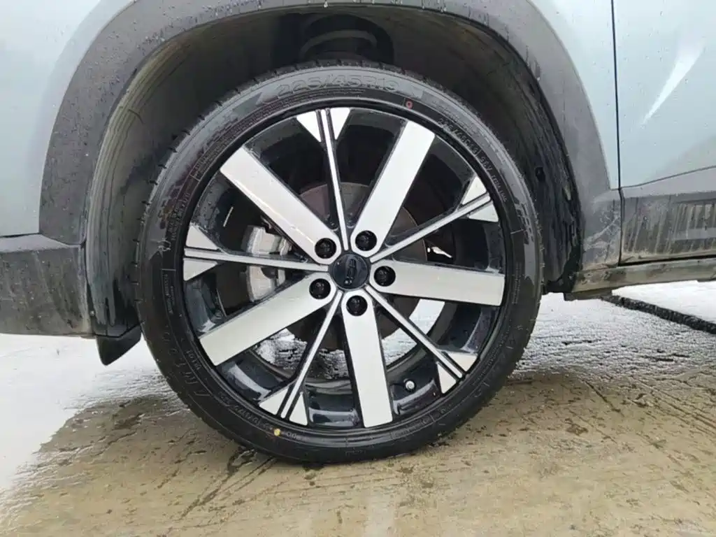 Geely ICON 2024 2023 Model 1.5TD Chocolate Deluxe Edition