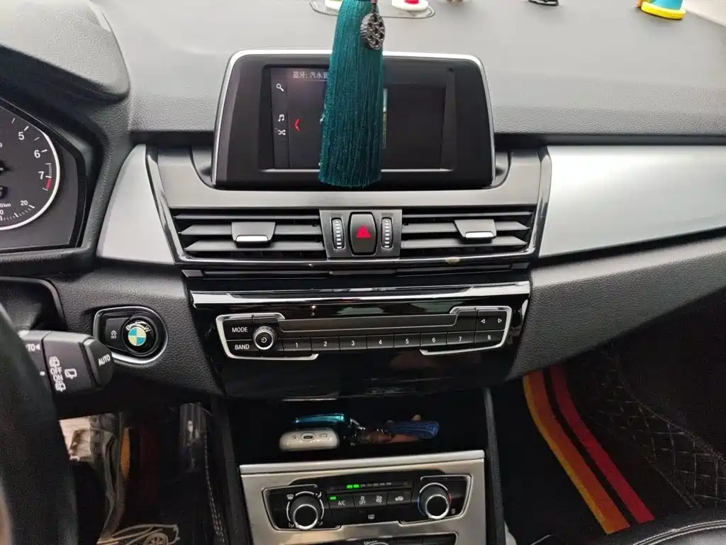 BMW 2 Series Touring 2018 2016 218i Fashion Model