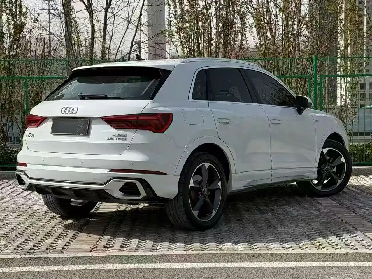 Audi Q3 2024 35 TFSI Fashion Sport фото 6