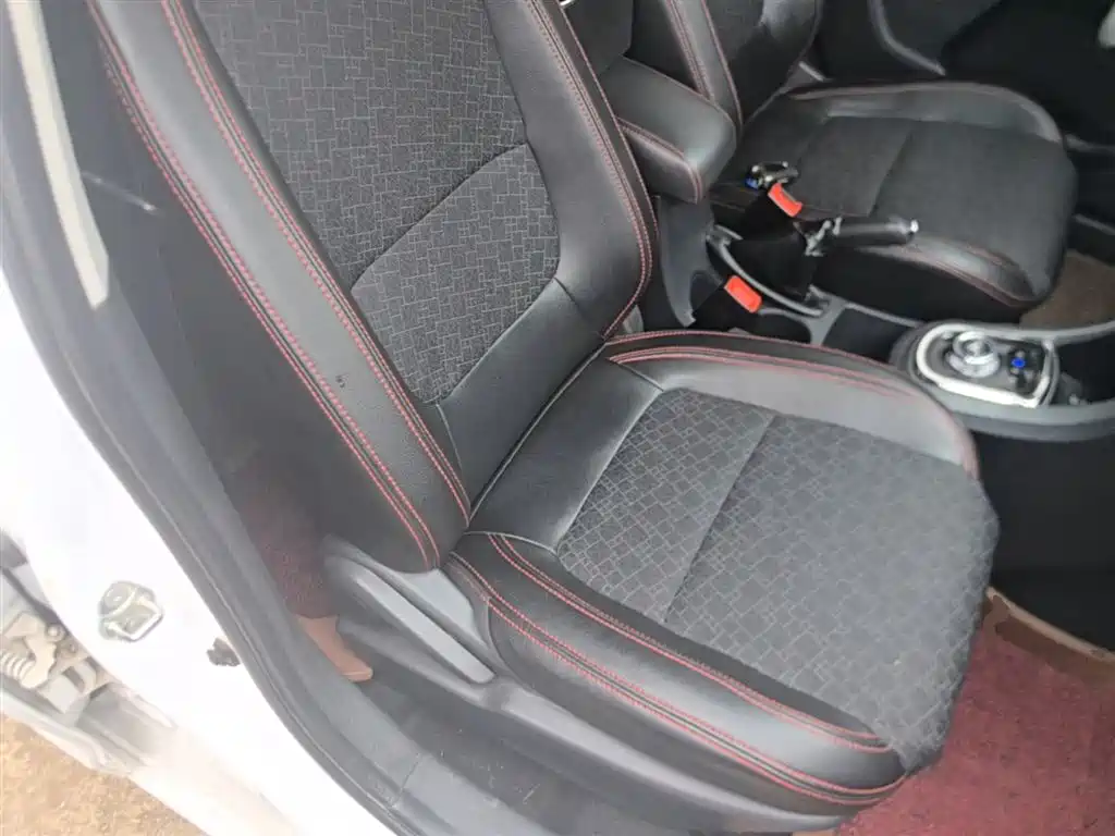 Cowin Kaiyi C3 2016 2015 1.5L AMT Gold Diamond Edition