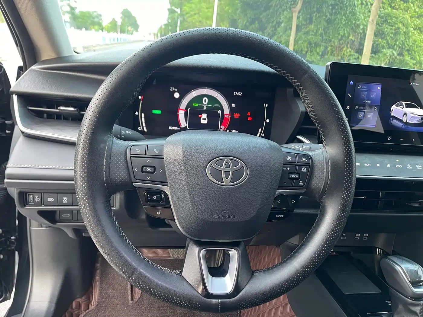 Toyota Camry 2024 Hybrid 2.0HGVP Luxury Edition фото 25