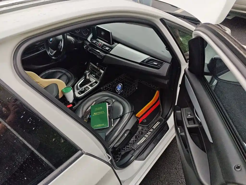 BMW 2 Series Touring 2018 2016 218i Fashion Model