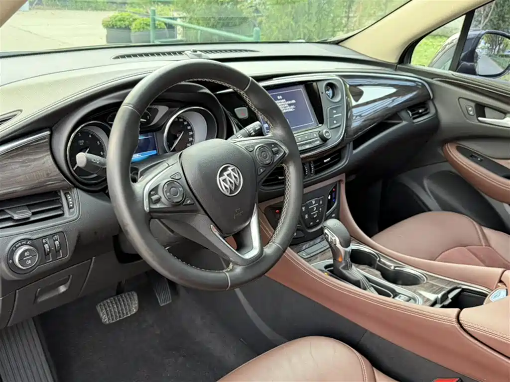 Buick Envision Plus 2017 20T FWD Elite фото 20