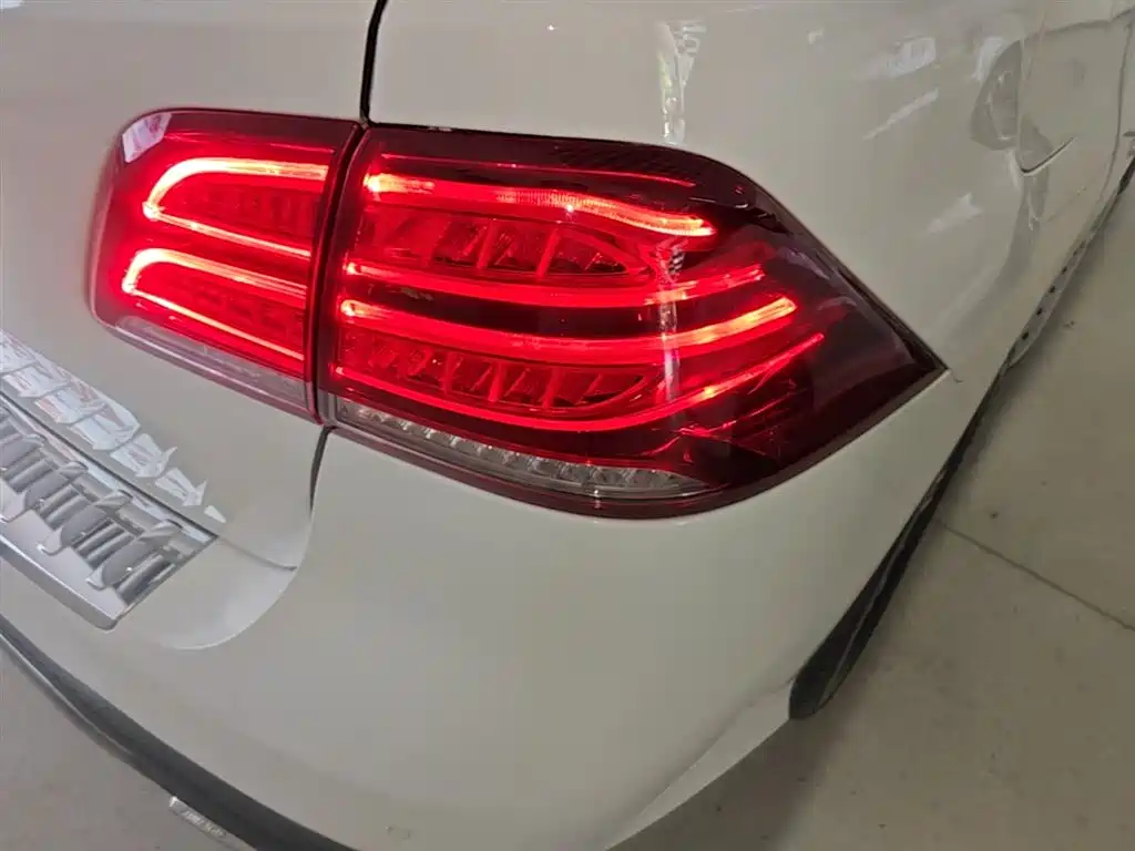 Mercedes-Benz GLE 2019 GLE 320 4MATIC Dynamic Ultimate Edition фото 8