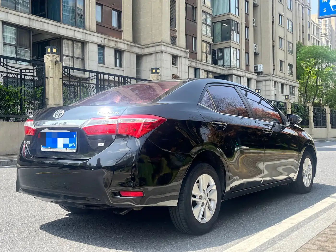 Toyota Corolla 2014 1.6L CVT GL фото 4