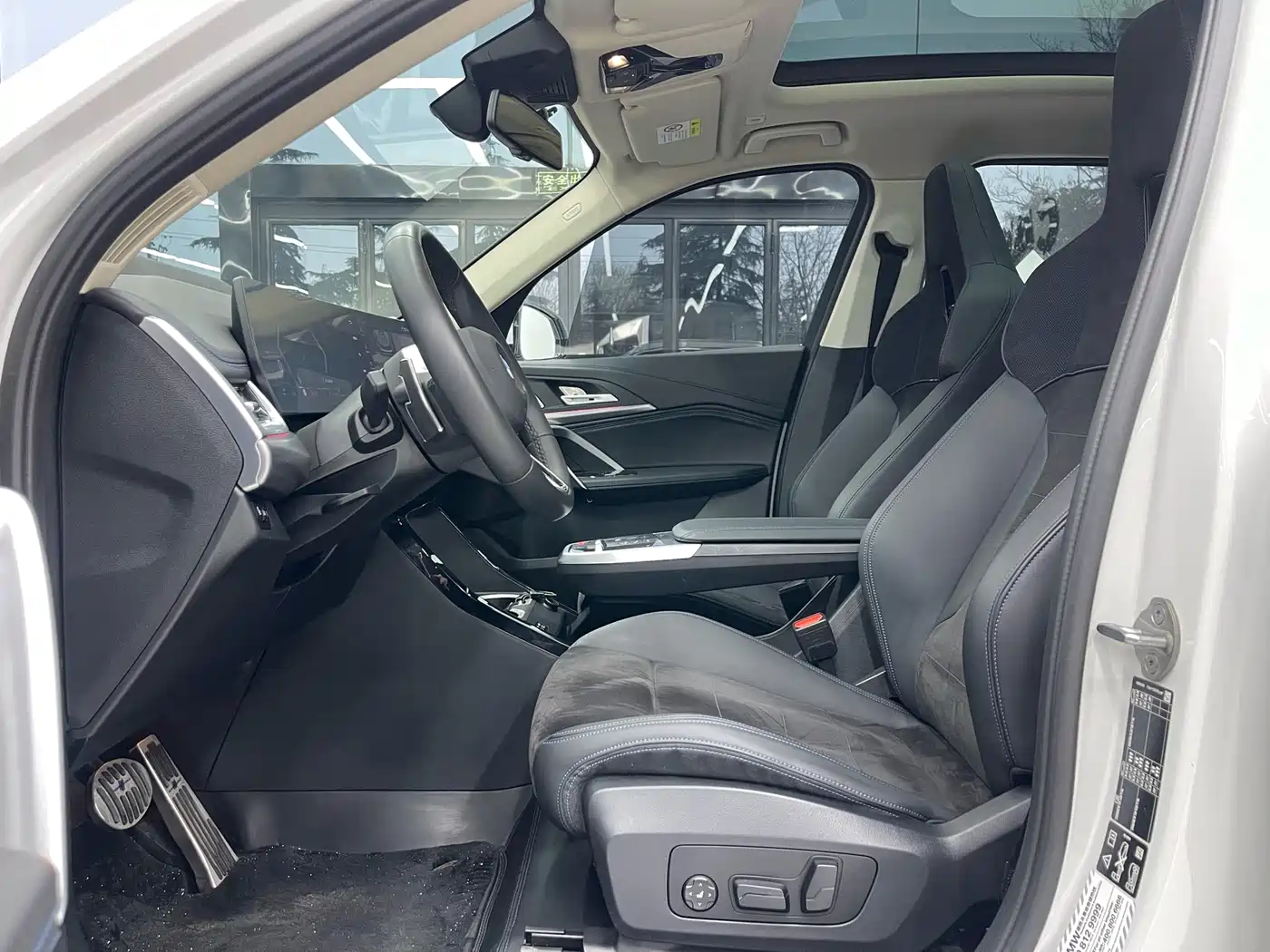 BMW X1 2023 xDrive25Li M Sport Package фото 18
