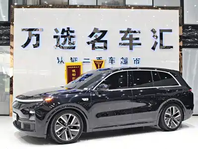 Li Auto L8