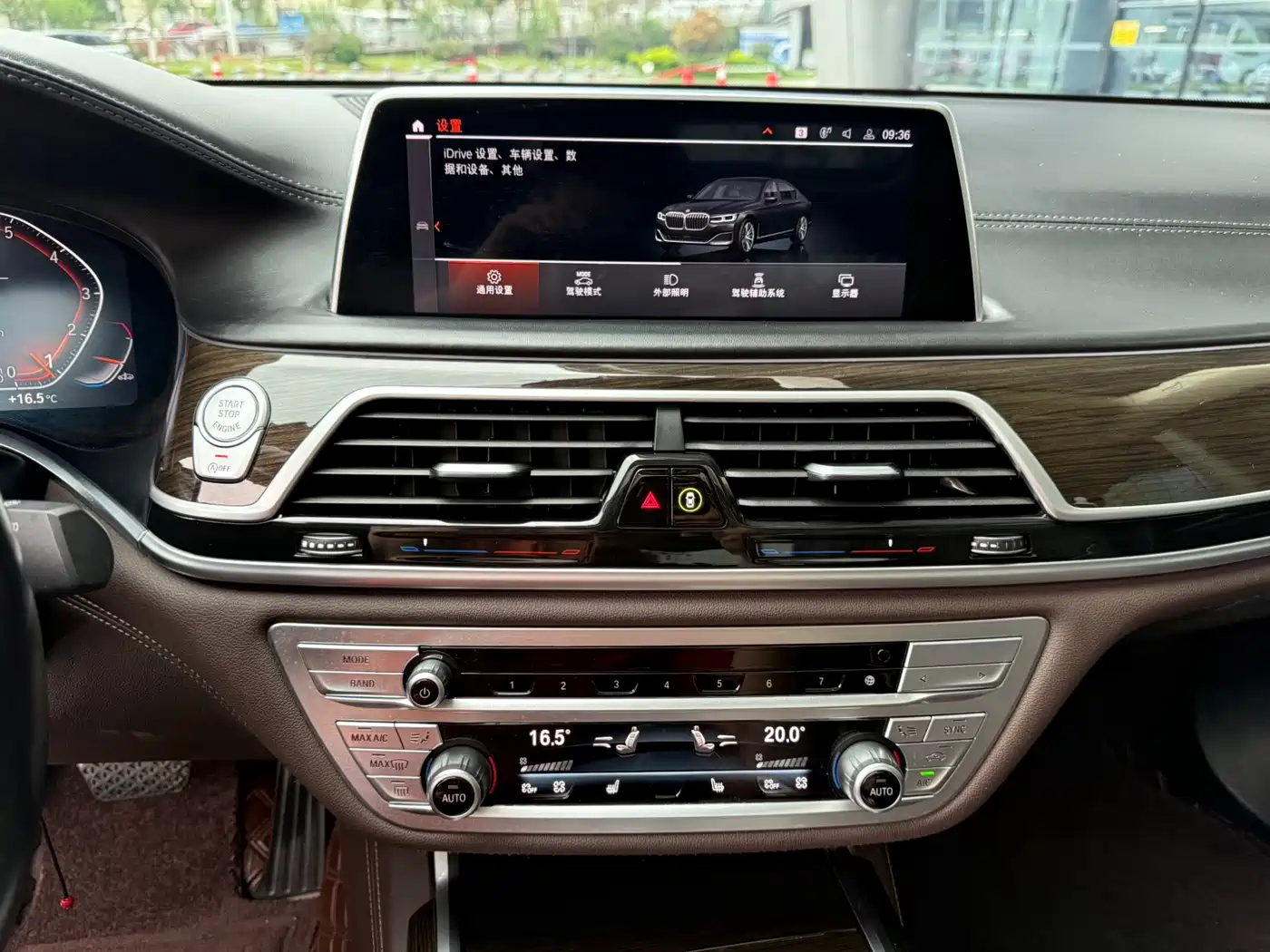 BMW 7 Series 2021 Model 730Li Luxury Package фото 13