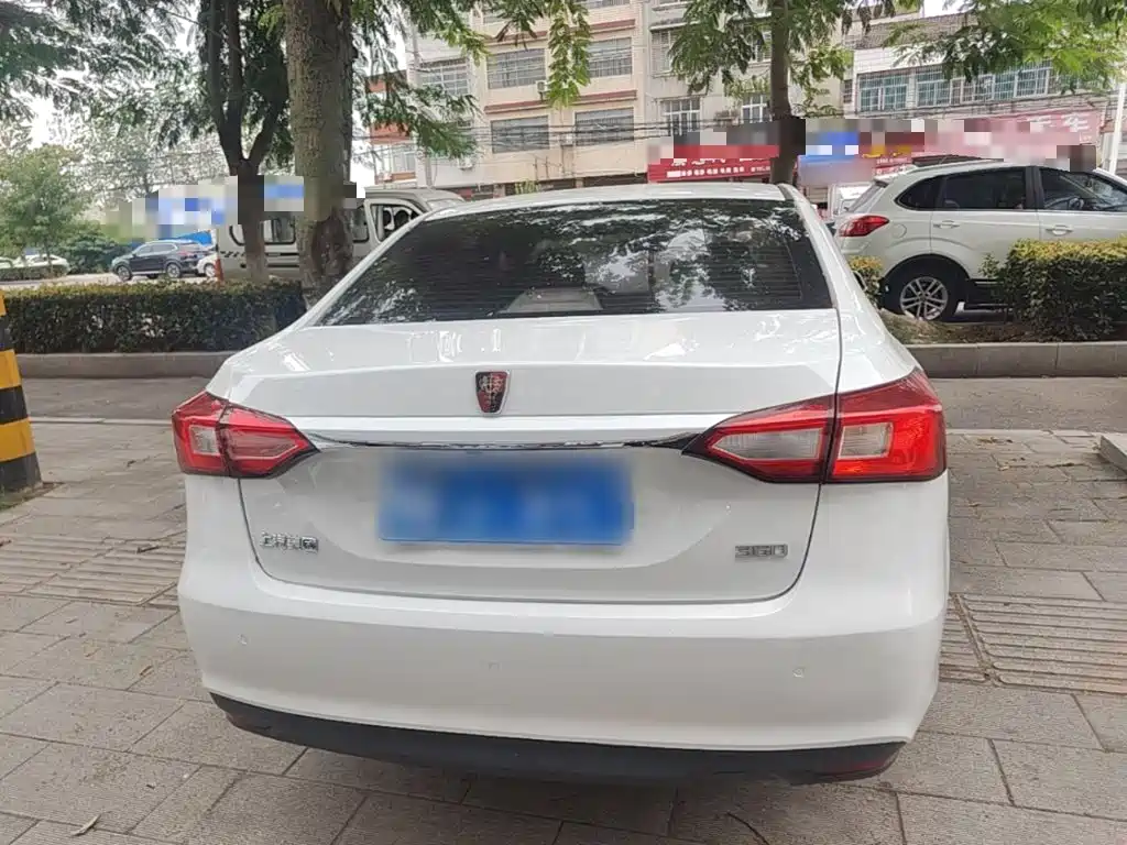 Roewe 360 2017 2017 1.5L Auto Luxury Edition