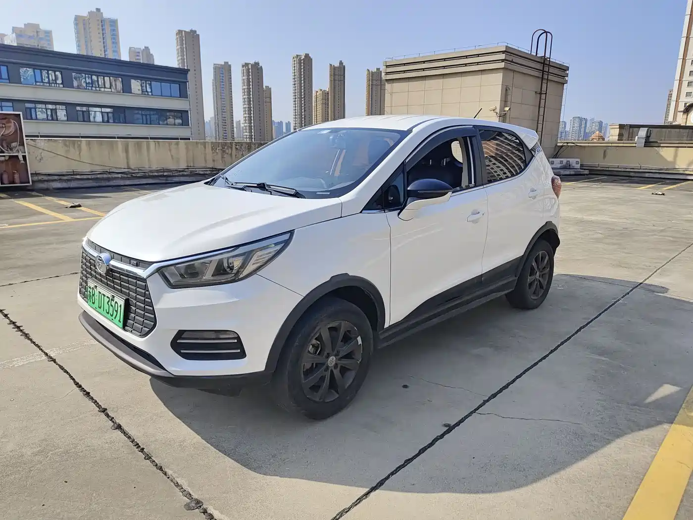 BYD Yuan New Energy 2018 EV360 Smart Connected Premium Type фото 2