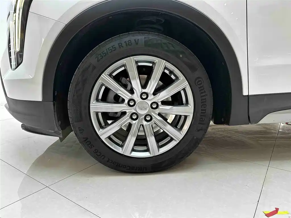 Cadillac XT4 2022 28T FWD Premium фото 5