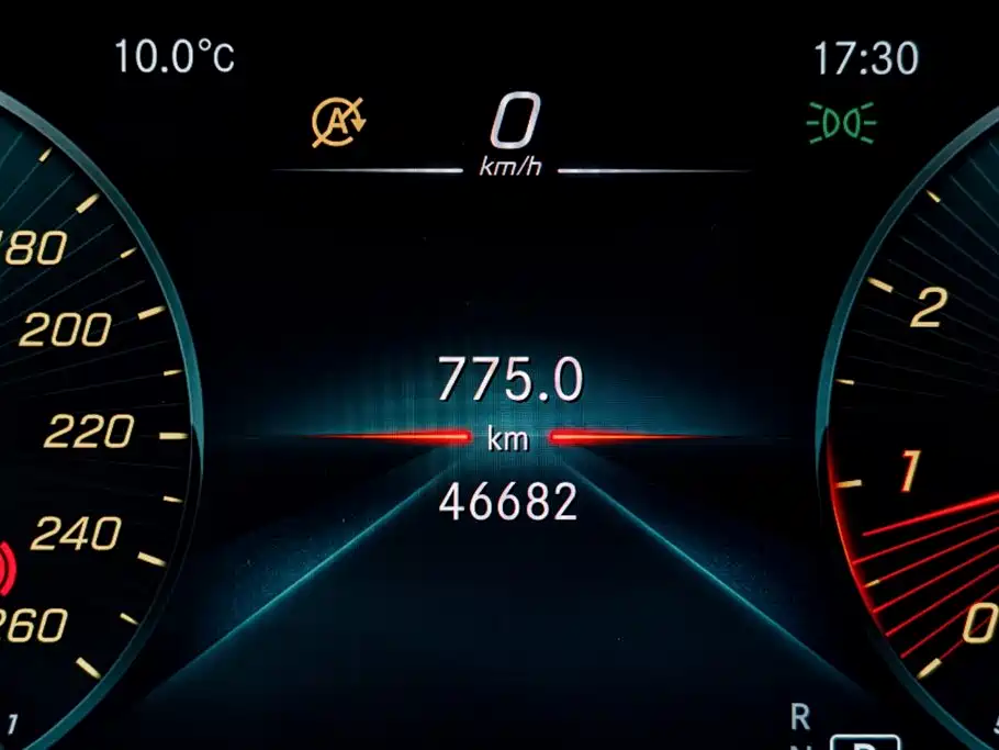 Mercedes-Benz GLC 2021 GLC 300 L 4MATIC Sporty фото 16