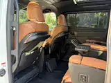 Фото 38 - Toyota Vellfire