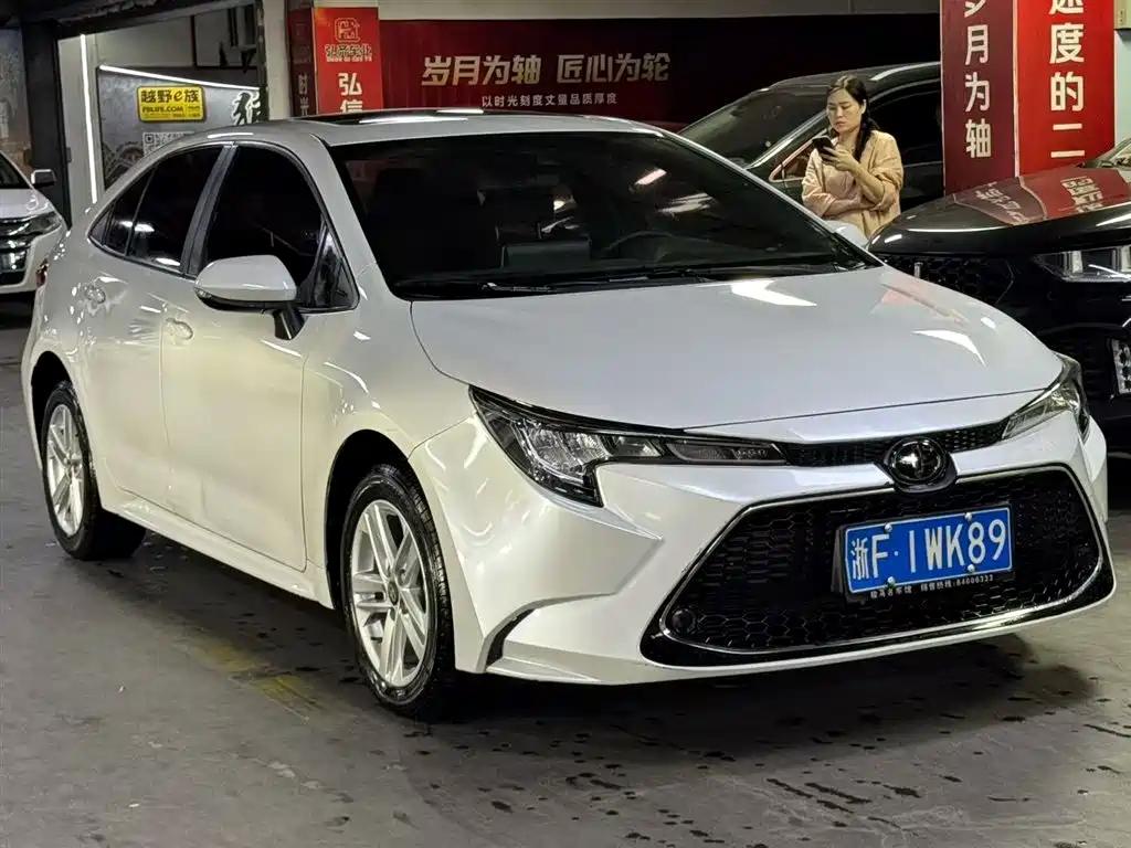 Toyota Levin 2021 185T CVT Luxury Edition фото 3