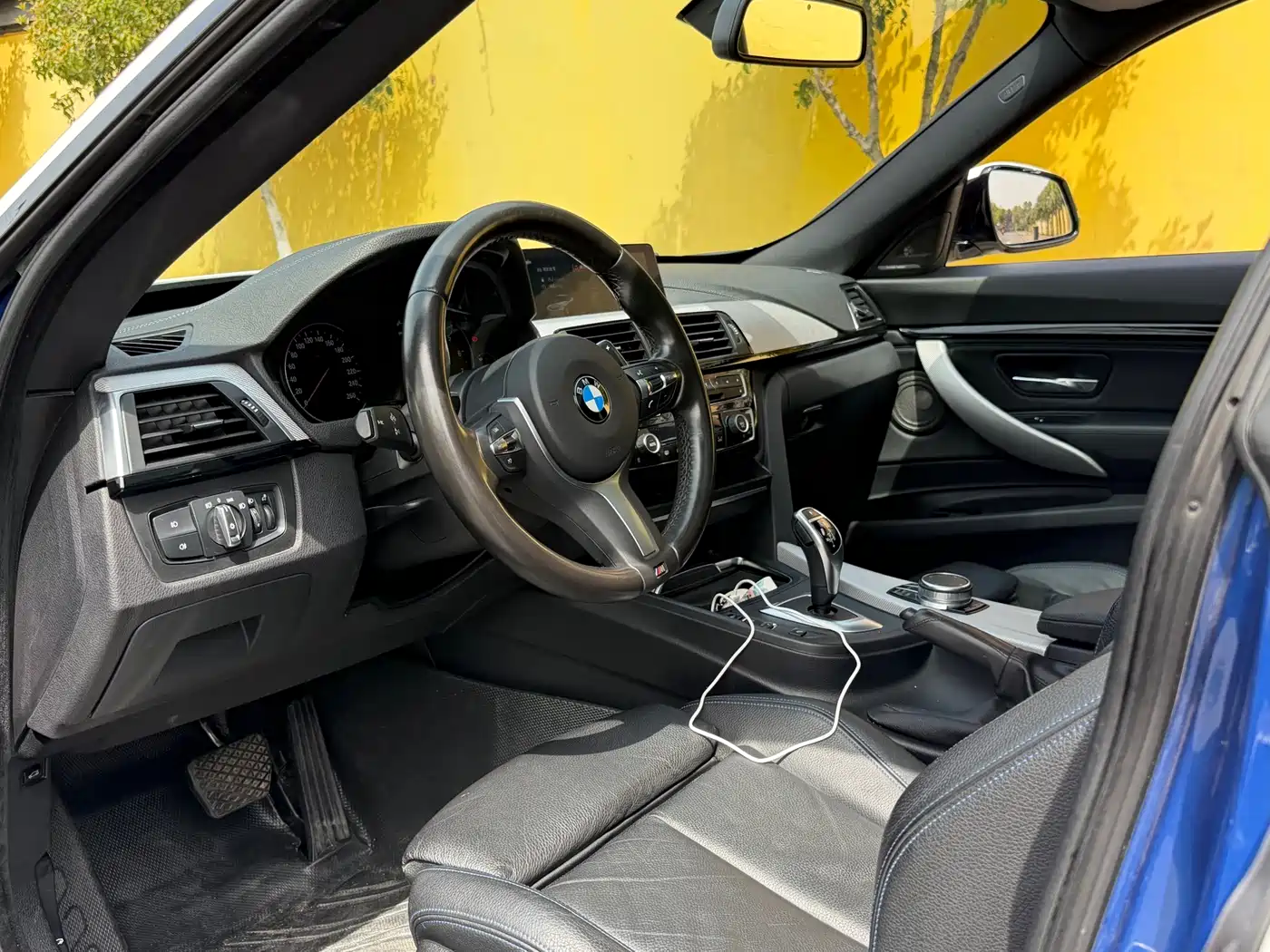 BMW 3 Series GT 2019 320i M Sport Model фото 13