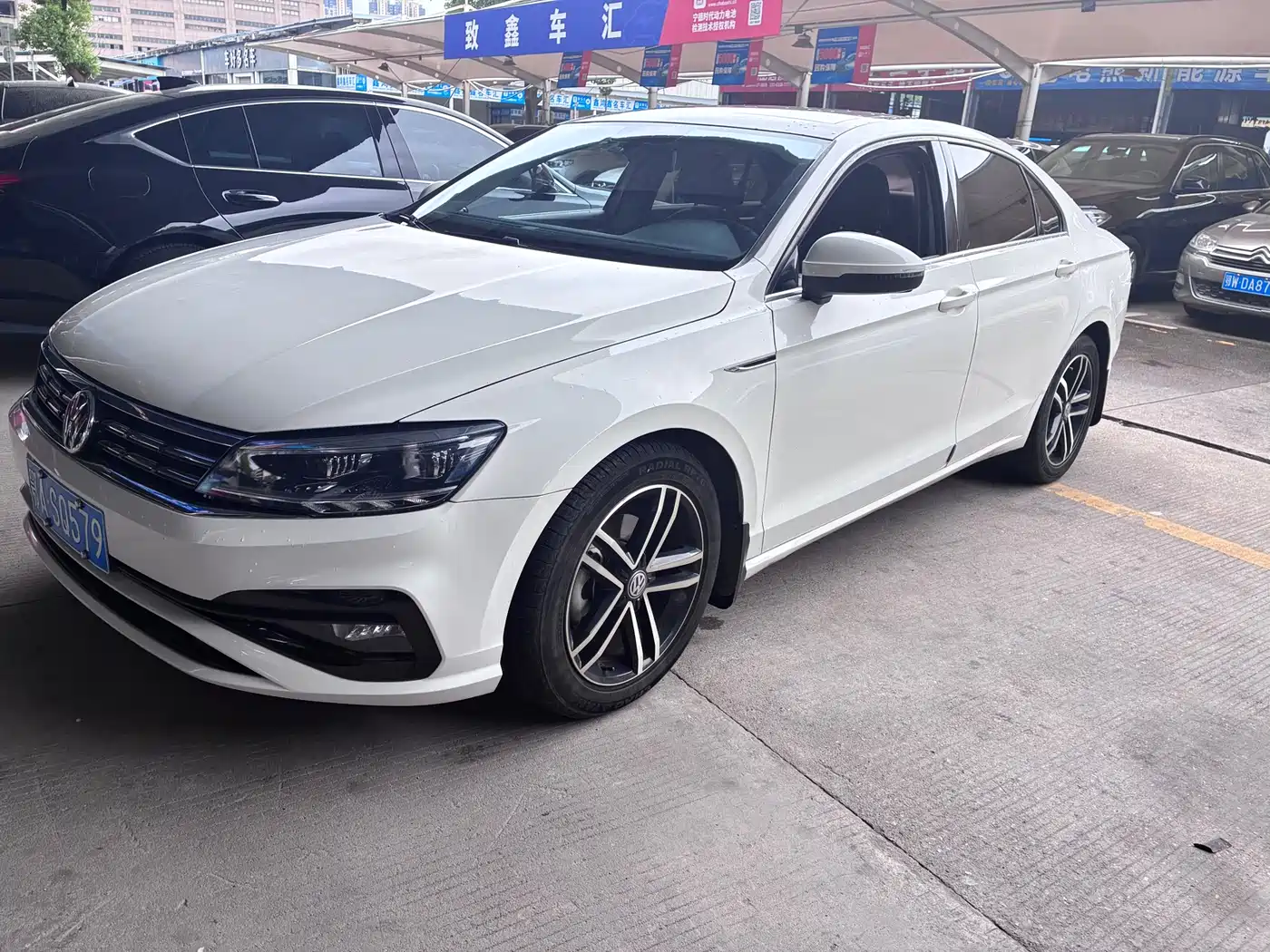 Volkswagen Lamando 2019 280TSI DSG Comfort Edition China V фото 4