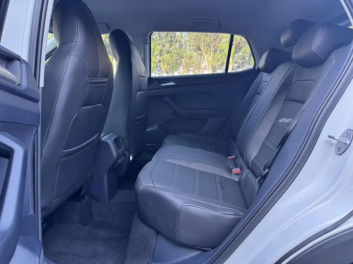 Volkswagen Tharu 2025 2025 Model Rising Star 1.5L Advance Edition